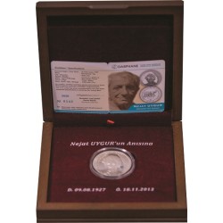  Nejat Uygur Geleneksel Türk Tiyatrosu Hatıra Para Seti Ahşap Kutu